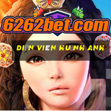 diễn viên huỳnh anh